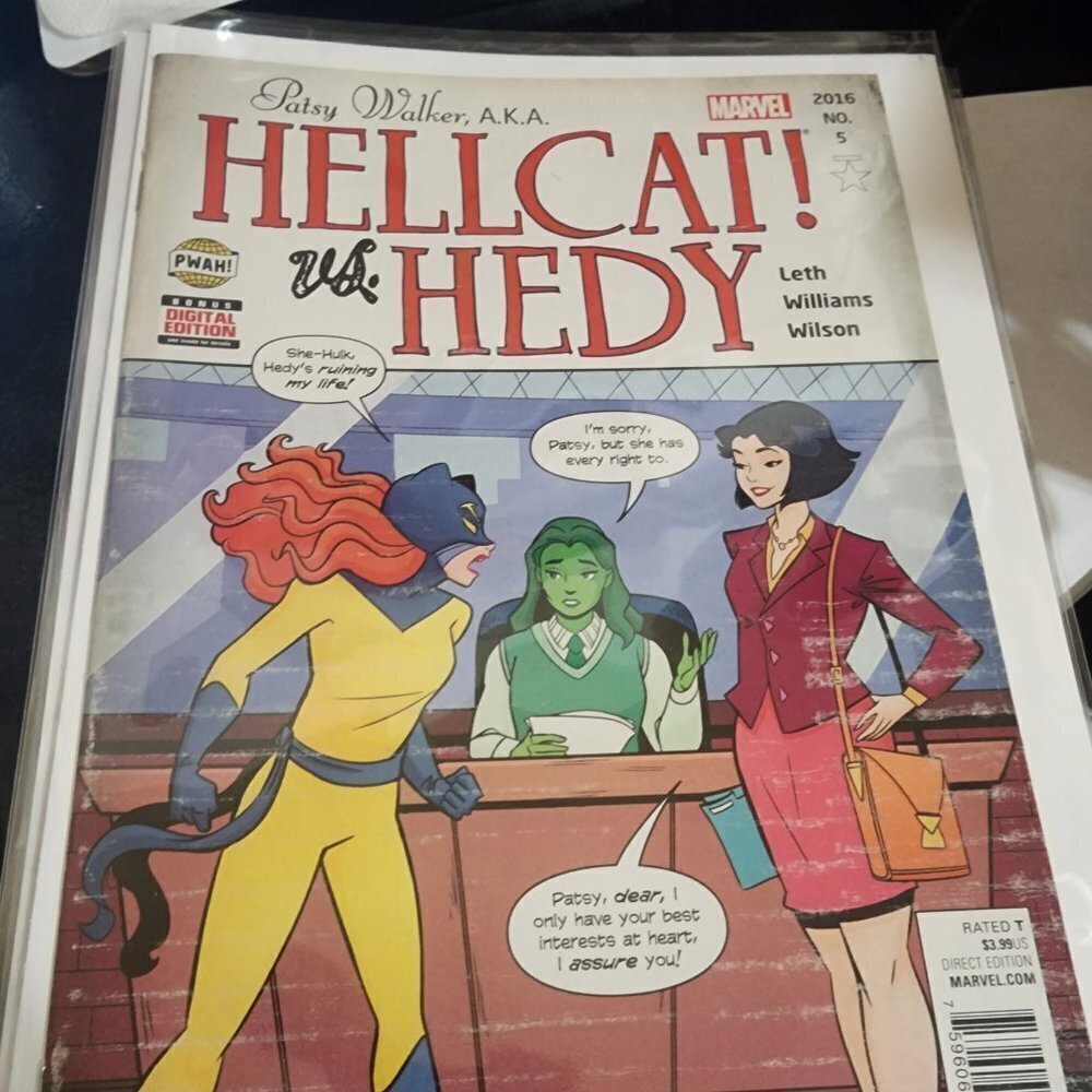 Pre Owned Patsy Walker A.k.A Hellcat Vs Hedy Comic Book